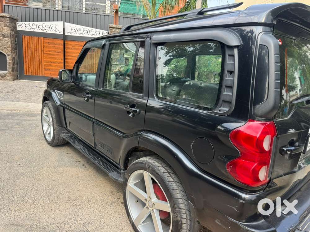 Mahindra Scorpio 2020 Diesel Manual 94000 Km