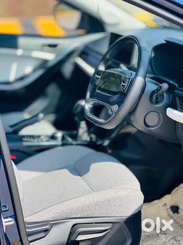 Tata Curvv 2025 Diesel 4000 Km Driven