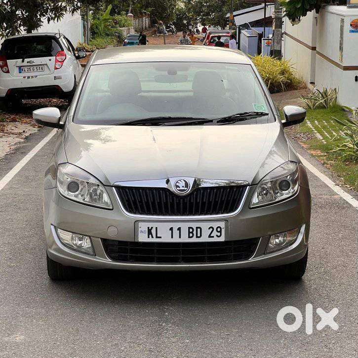 Skoda Rapid [2016-2021] 1.6 Mpi Style Plus, 2016, Petrol