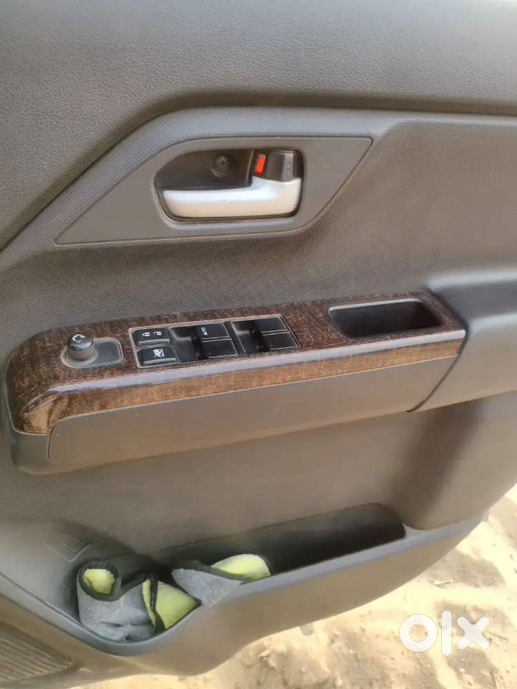 Maruti Suzuki Wagon R 1.0 2022 Petrol Well Maintained