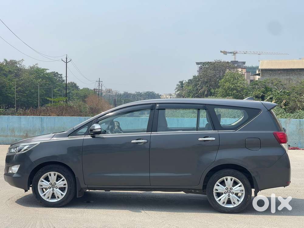 Toyota Innova Crysta 2.8z Automatic, 2017, Diesel