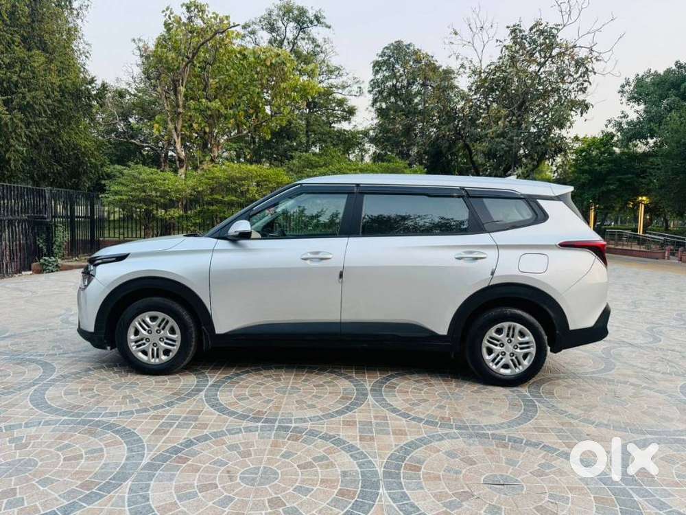 Kia Carens 1.5 Premium 7 Str, 2024, Petrol