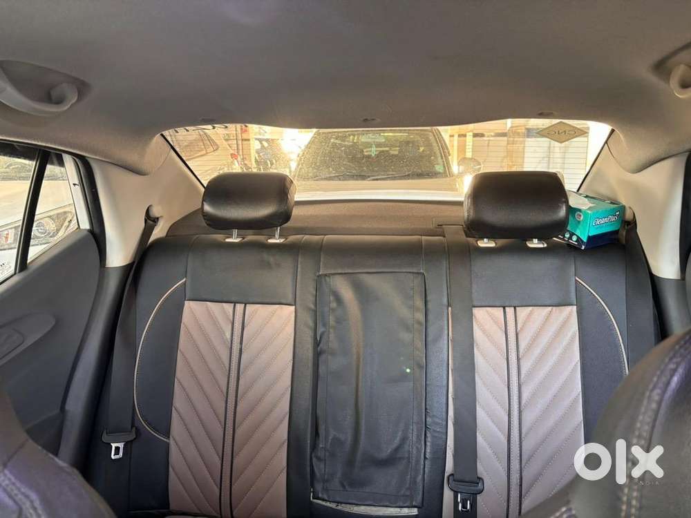 Hyundai Aura 2023 Cng & Hybrids Well Maintained