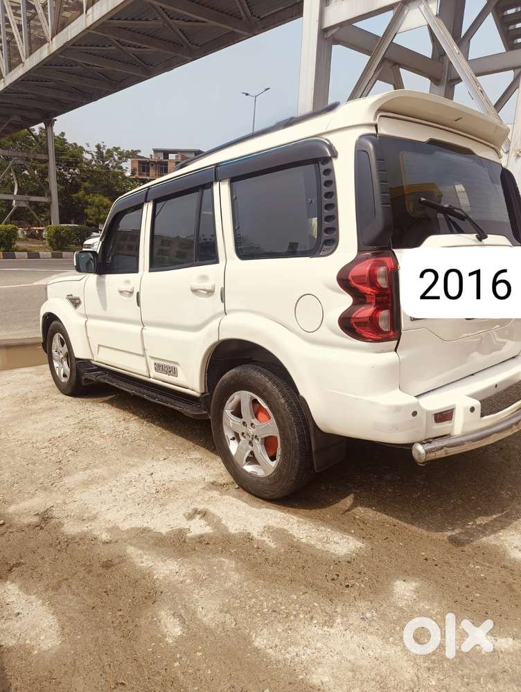 Mahindra Scorpio S6, 2016, Diesel