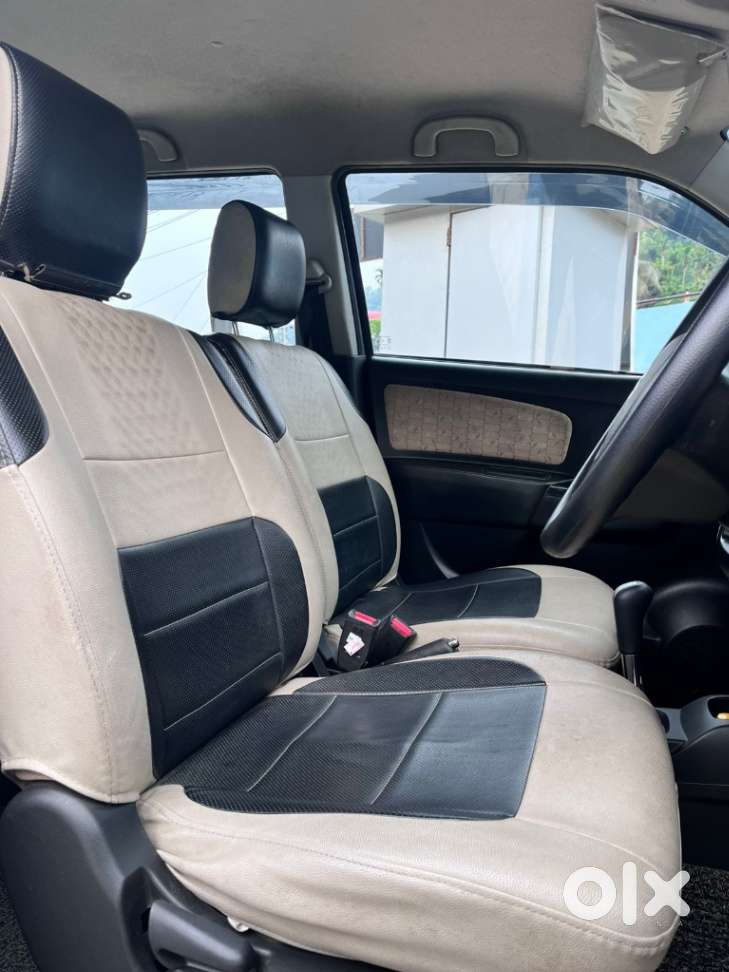 Maruti Suzuki Wagon R Vxi Amt1.2, 2018, Petrol