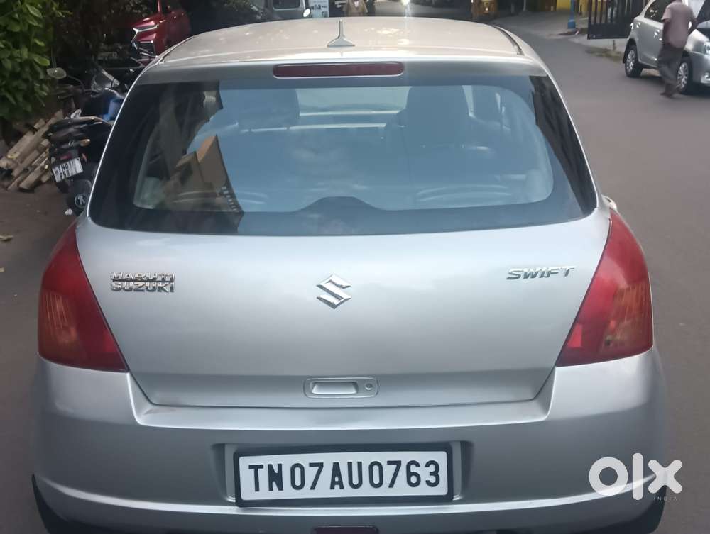 Maruti Suzuki Swift Lxi Option, 2006, Petrol