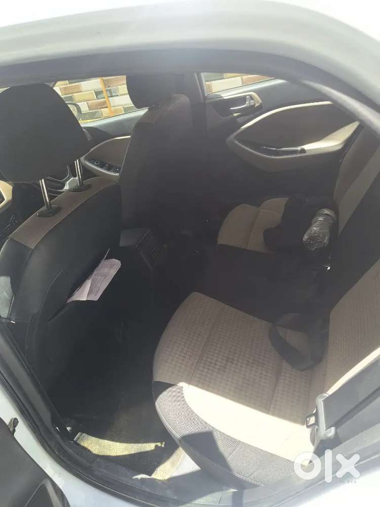 Hyundai Elite I20 2020 Petrol 22000 Km Driven