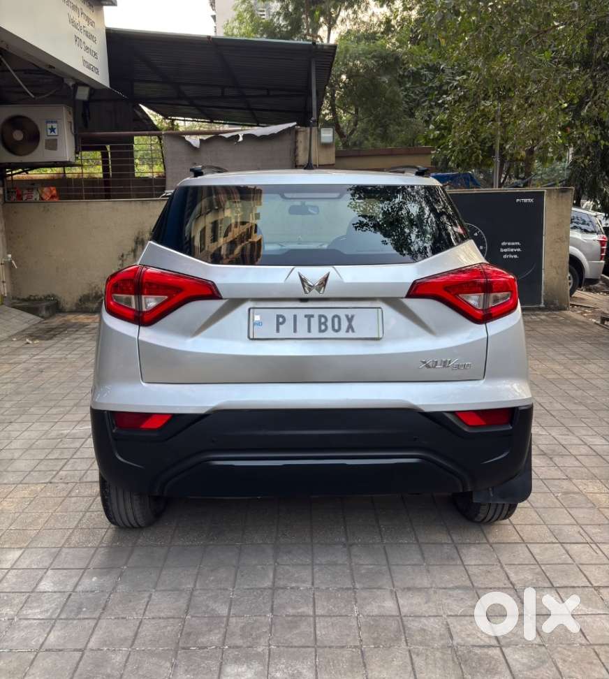Mahindra Xuv300 W6, 2023, Petrol