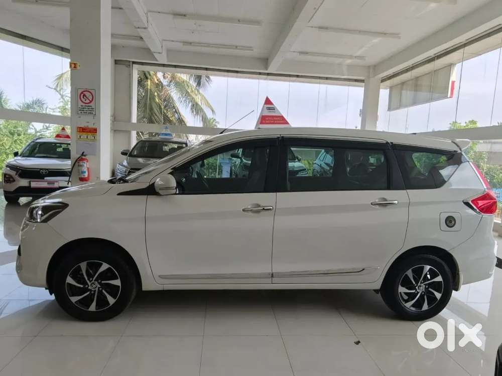 Toyota Rumion V MT, 2023, Petrol