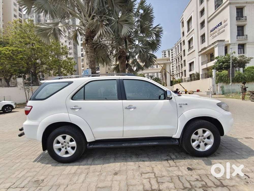 Toyota Fortuner 3.0 4x4 Manual, 2011, Diesel