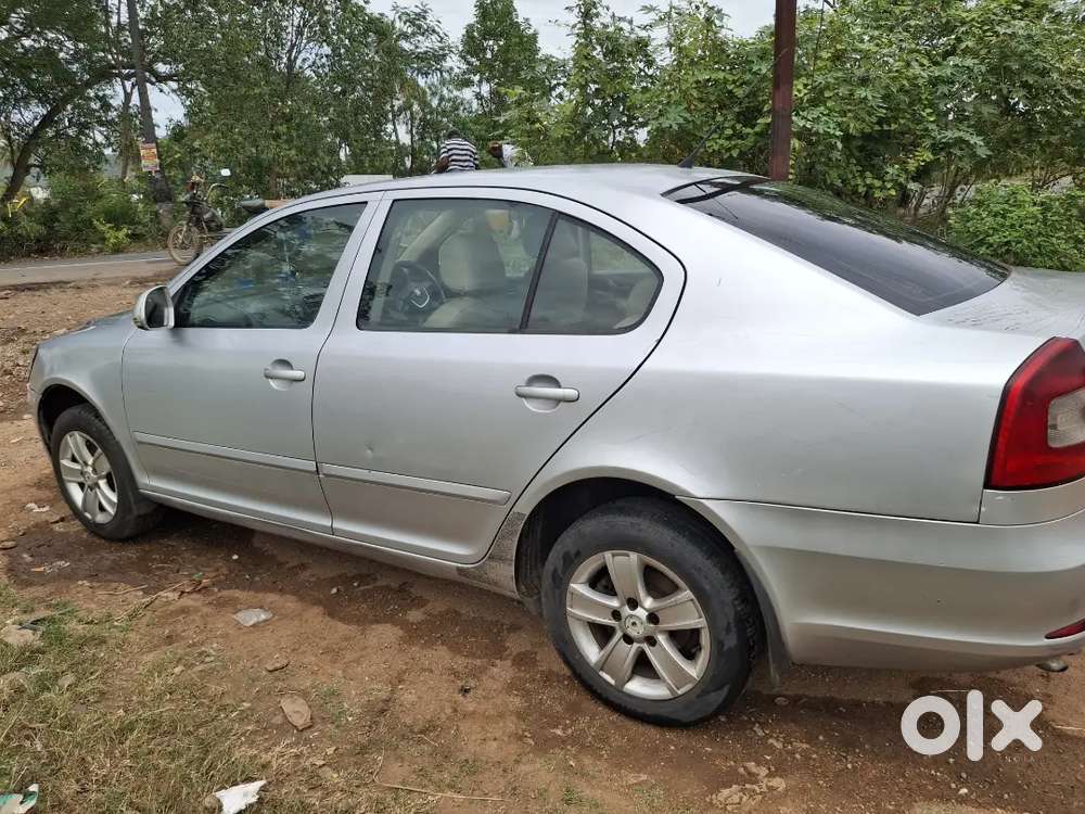 Skoda Laura Elegance 2010