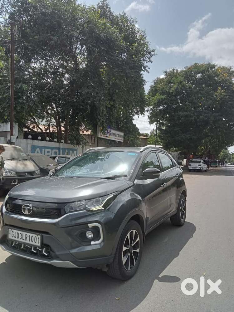 2020 Tata Nexon Petrol Manual