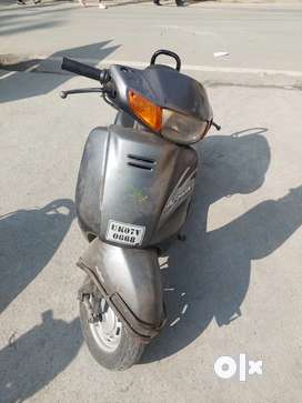 Activa 2008 Buy Sell Second Hand Scooty in India Used Scooters in India OLX
