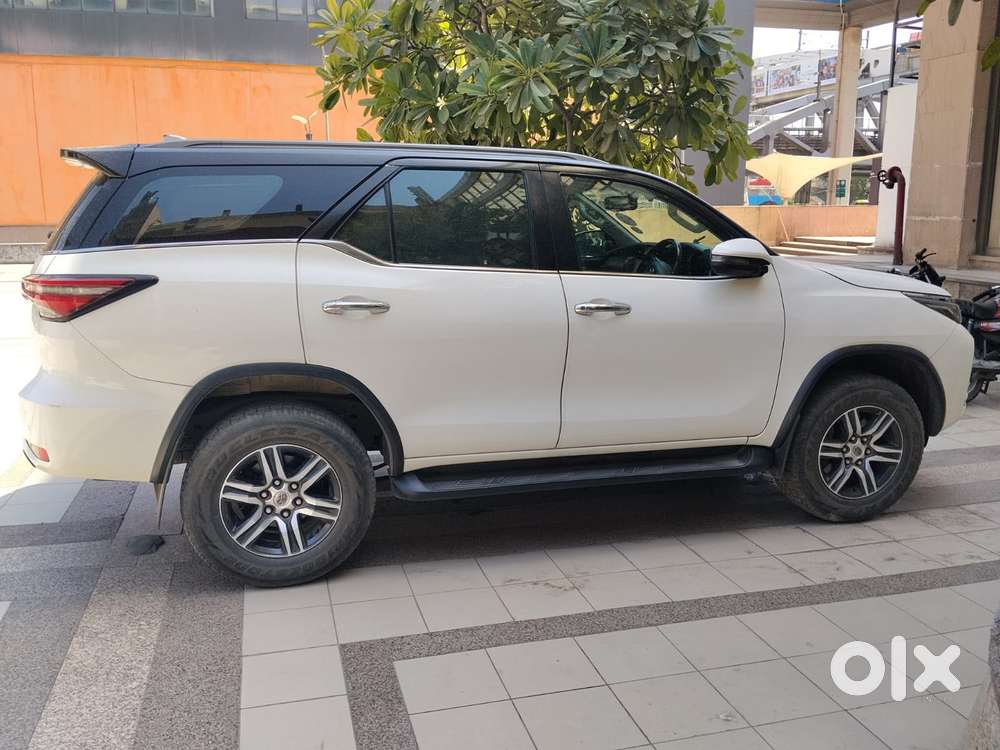 Toyota Fortuner 4x2 At 2.8 Diesel, 2022, Diesel