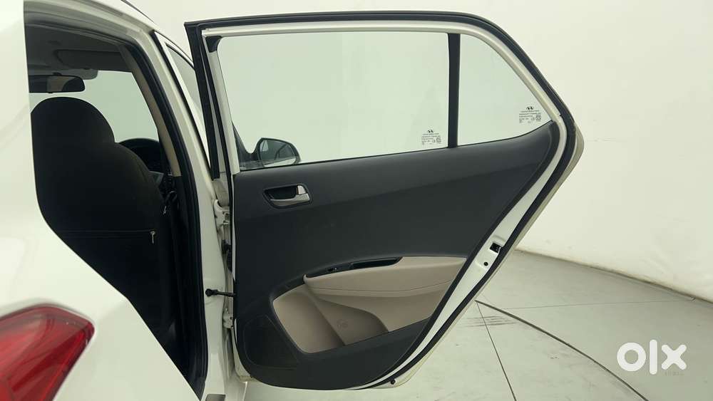 Hyundai Grand I10 1.2 Kappa Asta At Vtvt, 2014, Petrol
