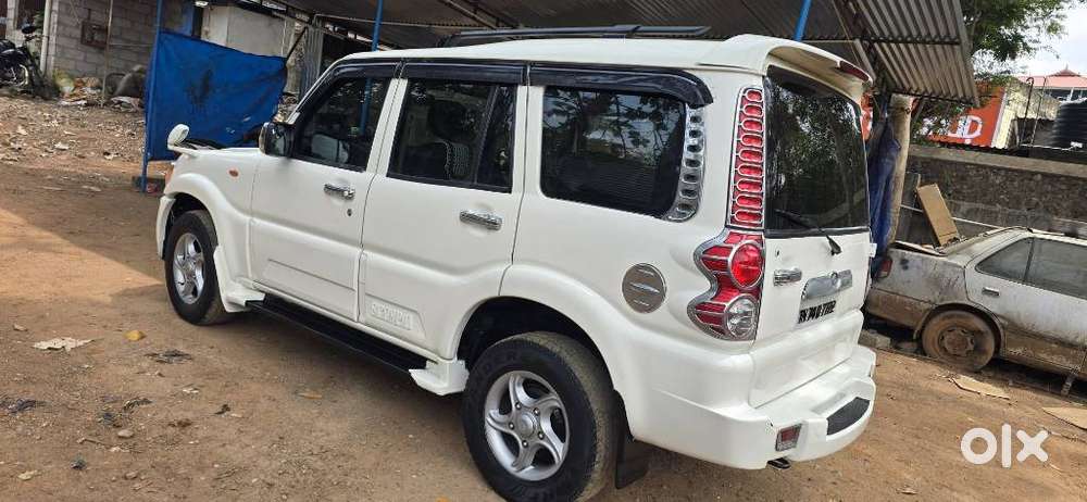 Mahindra Scorpio Vlx Airbags Bs Iii, 2010, Diesel