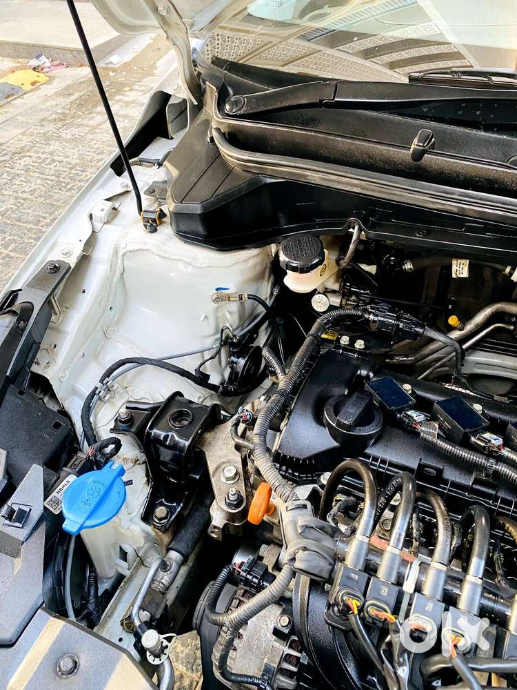 Hyundai I20 Asta (o) 1.2 Mt, 2023, Petrol