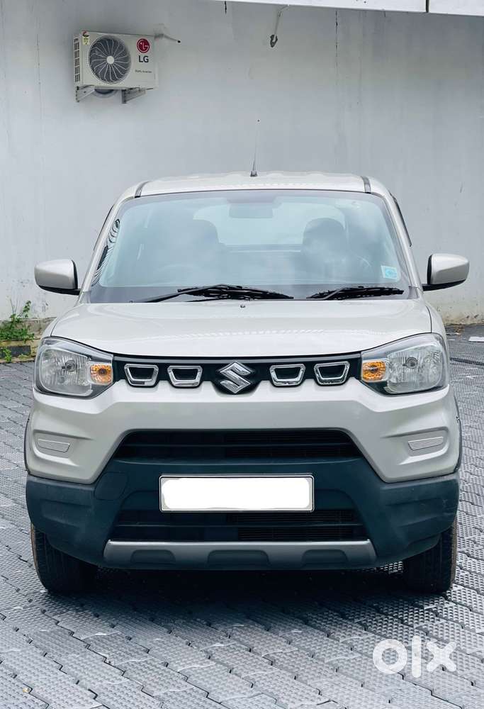 Maruti Suzuki S-presso Vxi At, 2022, Petrol