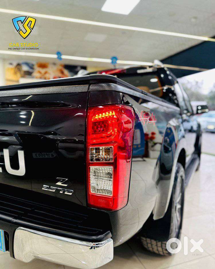 Isuzu V-cross Z 4x4 Mt, 2019, Diesel