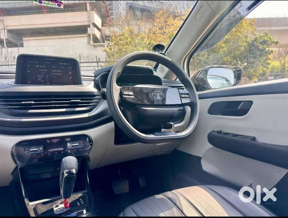 Tata Altroz Creative S, 2025, Petrol