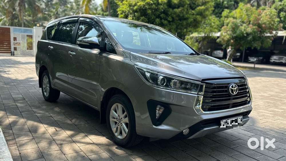 Toyota Innova Crysta 2.8z Automatic, 2017, Diesel