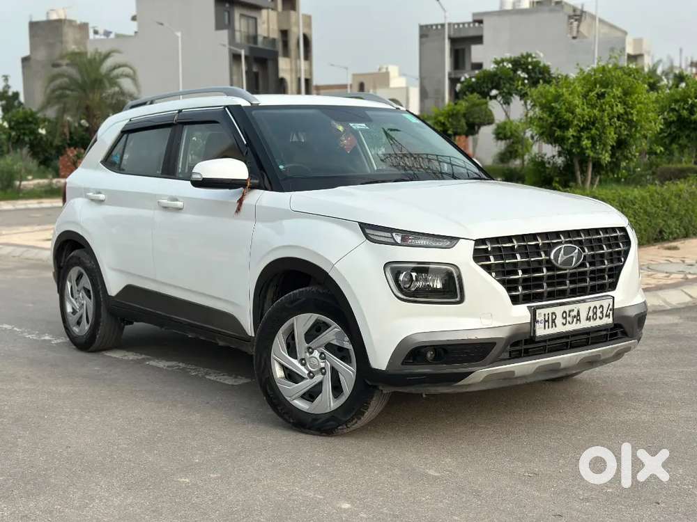 Hyundai Venue 1.2 2021 Km Driven 57000