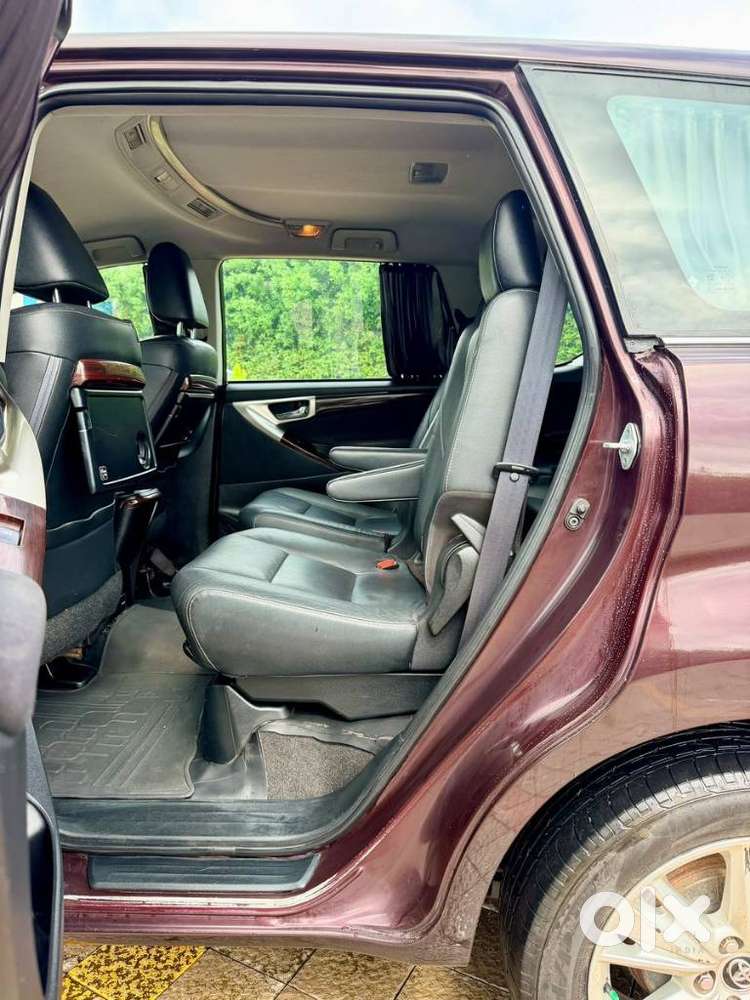 Toyota Innova Crysta 2.5z, 2016, Diesel