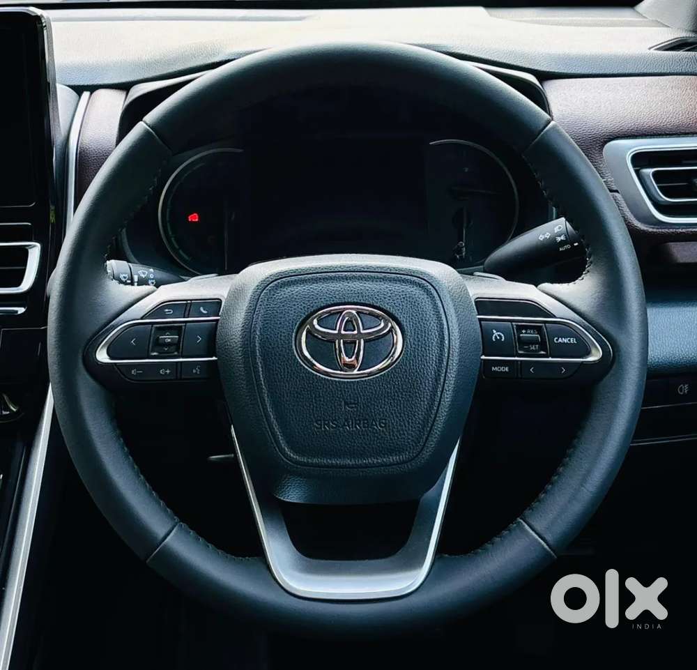 Toyota Innova Hycross, 2026, Petrol