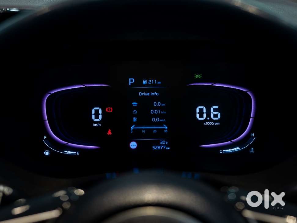 Kia Carens 1.5 Luxury Plus Diesel 6 Str, 2022, Diesel