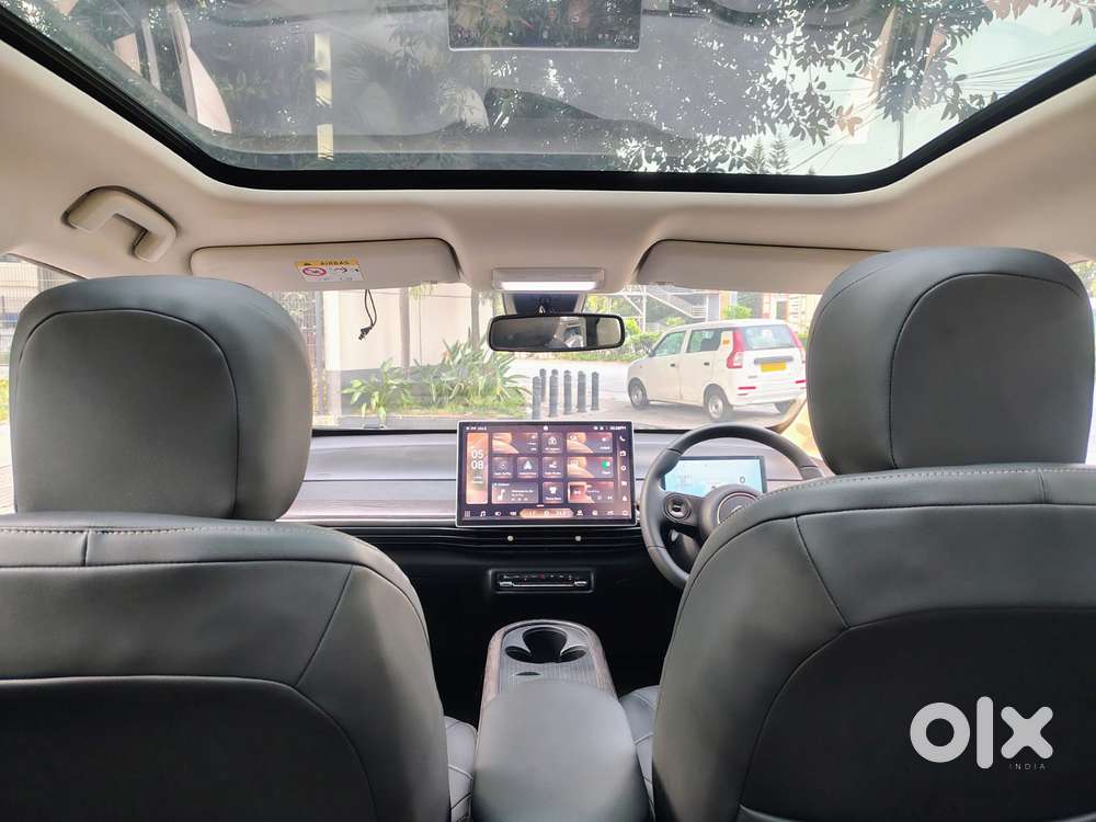 Mg Windsor Ev Essence, 2024, Electric