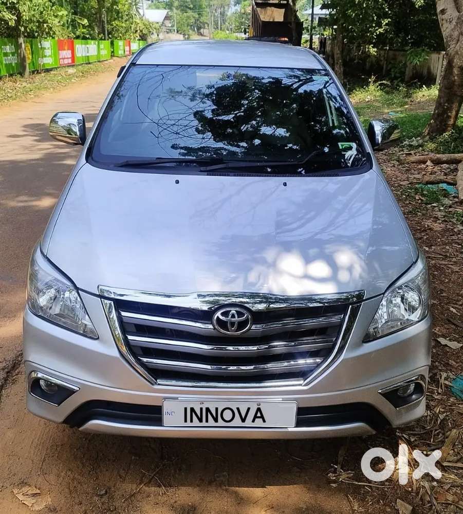 Toyota Innova 2011 Diesel 142000 Km Driven