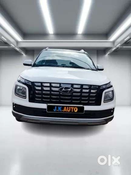 Hyundai Venue, 2024, Petrol