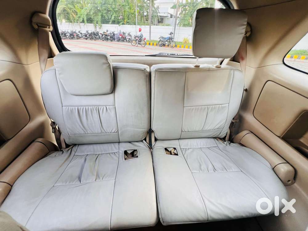 Toyota Innova 2.5 G (diesel) 7 Seater Bs Iv, 2009, Diesel