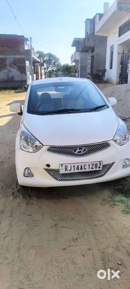 Hyundai Eon 2015 Petrol Well Maintained