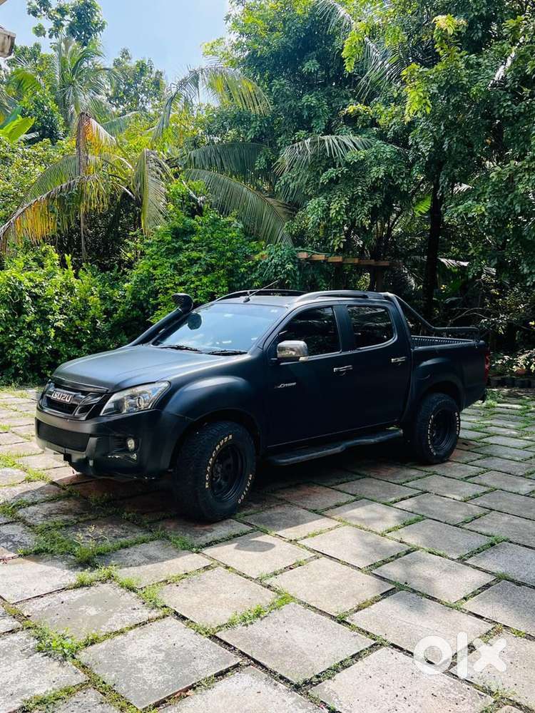 Isuzu V-cross 2016 Diesel Good Condition