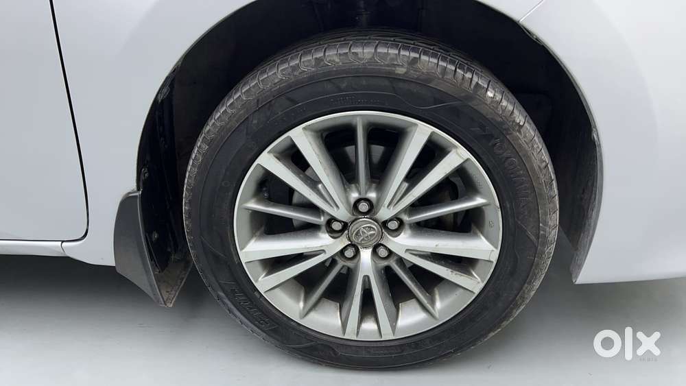 Toyota Corolla Altis 2013-2017 Vl At, 2014, Petrol