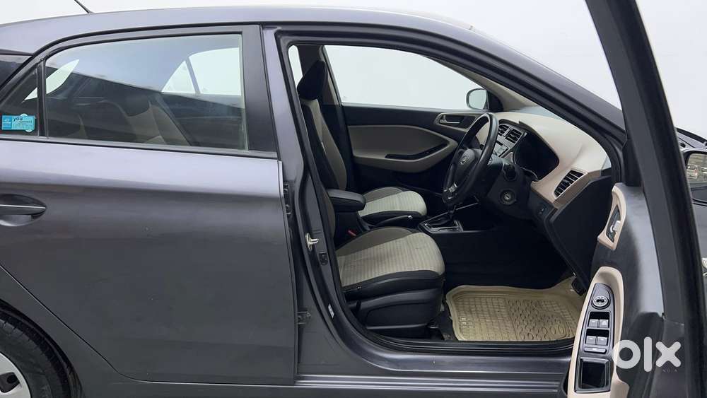 Hyundai Elite I20 1.2magna Executive At, 2018, Petrol