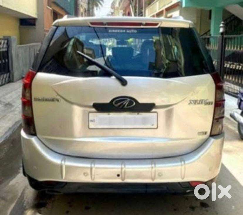 Mahindra Xuv500 2012 Petrol 120000 Km Driven