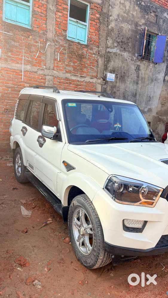 Mahindra Scorpio 2018 Diesel Manual
