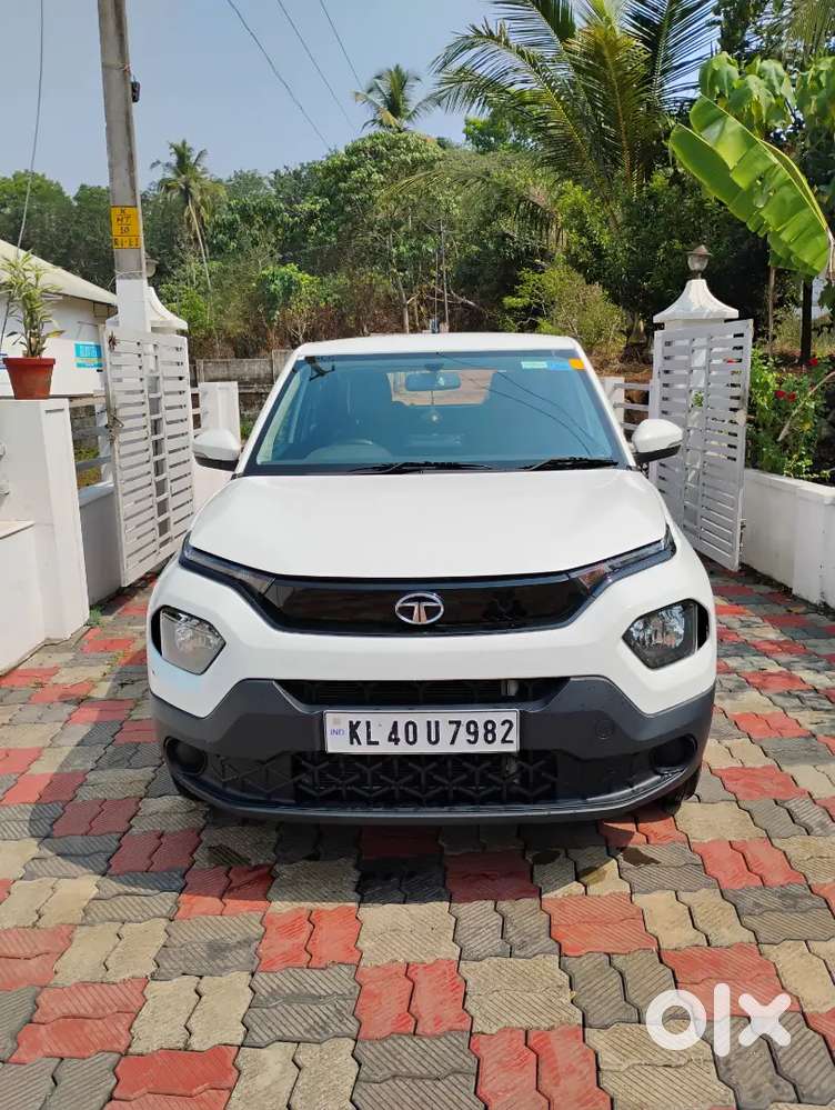 Automatic Tata Punch 2023 Petrol 19600 Km Driven