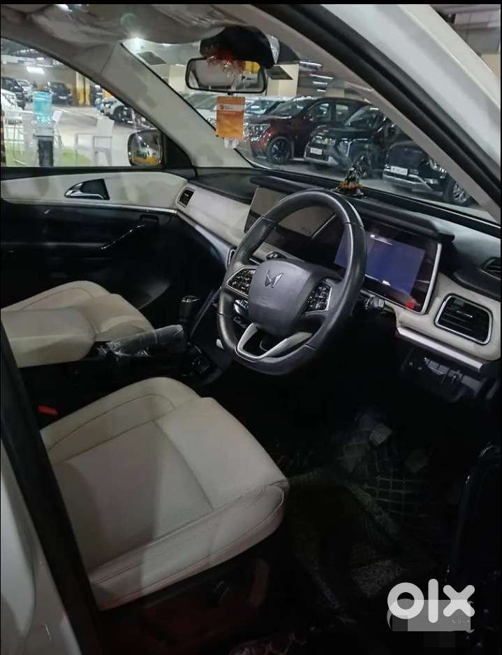 Mahindra Xuv700 Diesel 2023