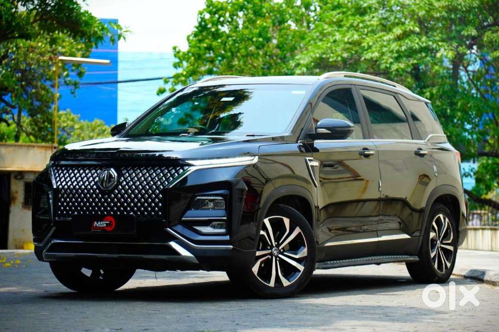Mg Hector Plus Sharp Pro 1.5 Turbo Petrol 7 Str Dual Tone, 2025, Pet..