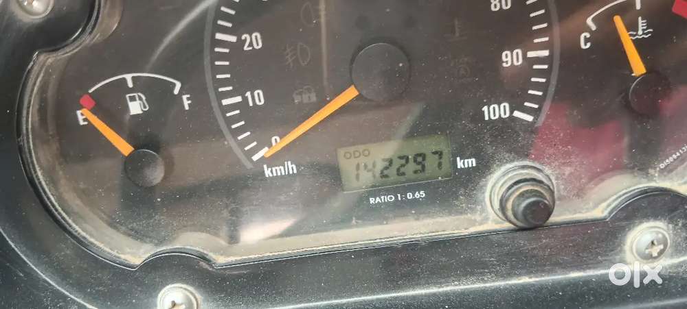 Tata Sumo Gold 2018