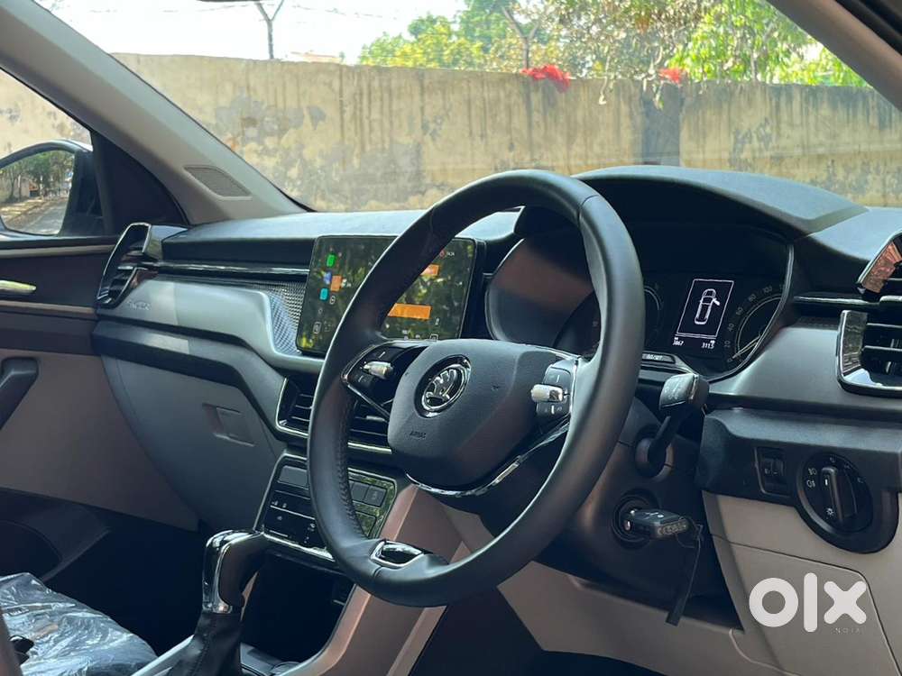 Skoda Kushaq Style 1.0l Tsi At, 2025, Petrol