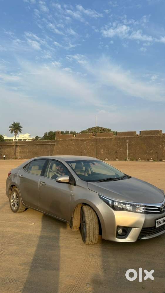 Toyota Corolla Altis 2016