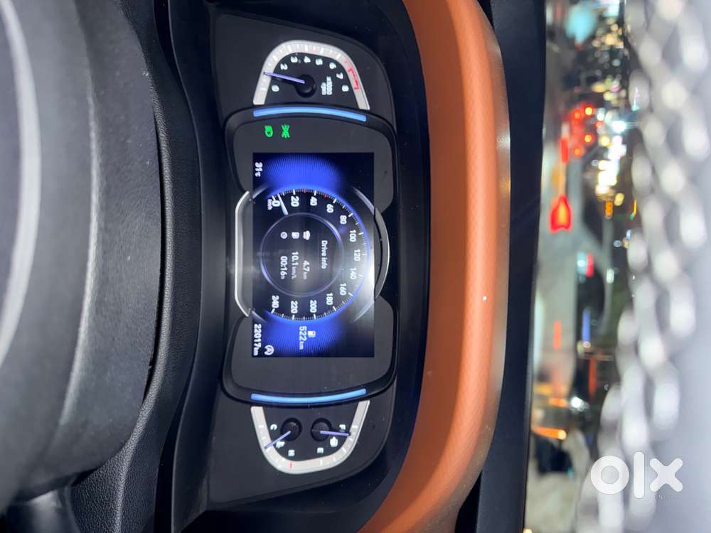 Alcazar 2023 1.5 Turbo Petrol - Like New