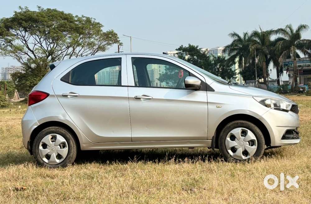 Tata Tiago Petrol 2017