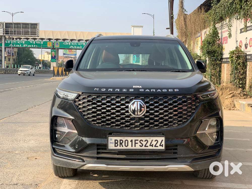 Mg Hector Plus Sharp Pro 1.5 Turbo Petrol 7 Str Dual Tone, 2022, Pet..