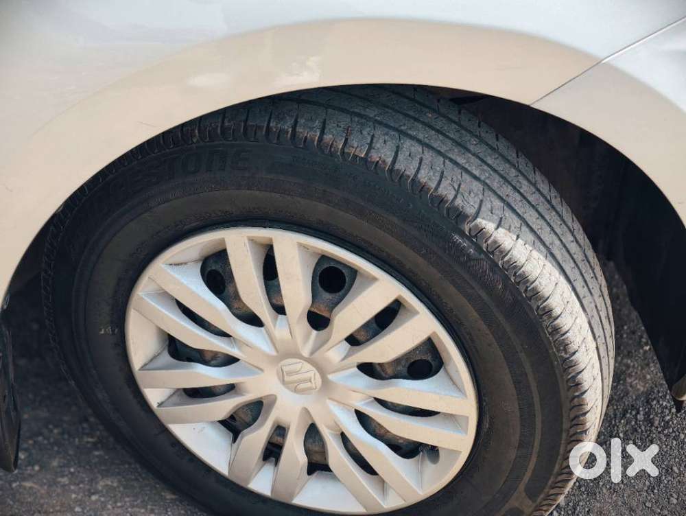 Maruti Suzuki Dzire 1.2 Lxi, 2019, Petrol