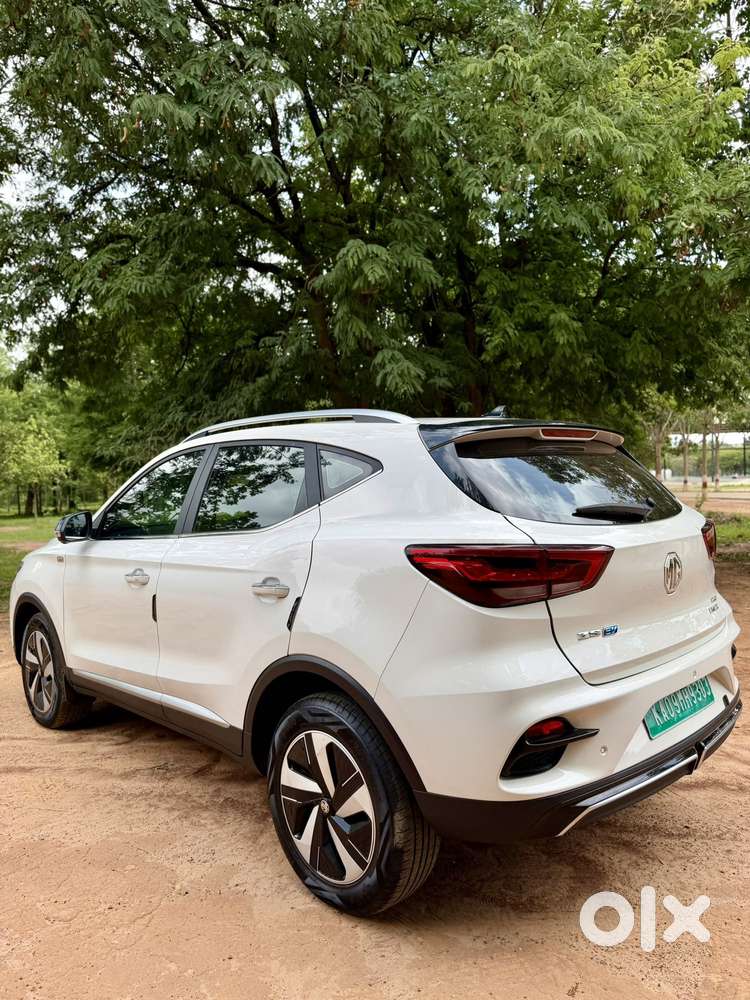 Mg Zs Ev Exclusive Iconic Ivory, 2023, Electric
